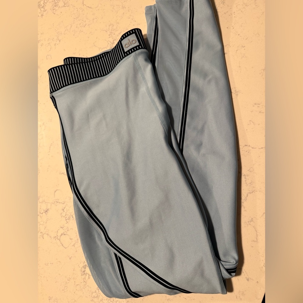 Celestial Blue Airlift Mesh Line Up High-Waist Legging - Picture 2 of 3